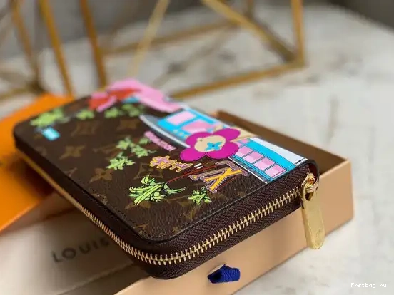 First bag ru WALLET LOUIS VUITTON ZIPPY 0515